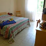 Hotel Domus Mea