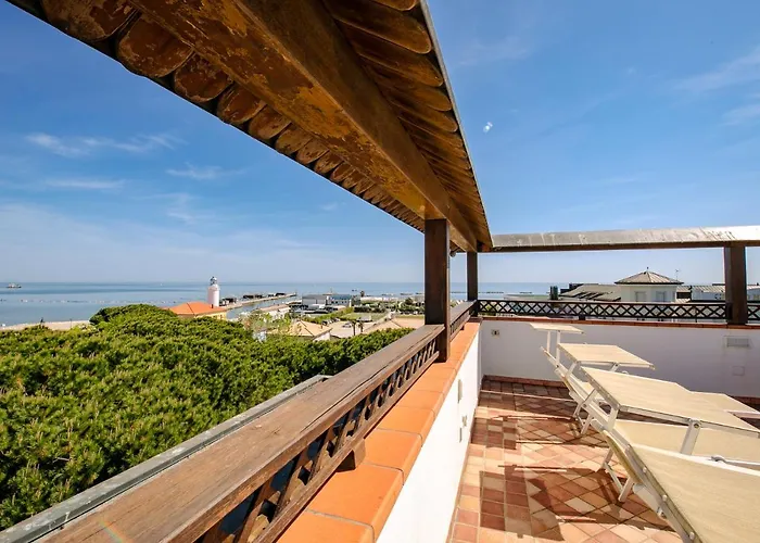 מלון Domus Mea 3*